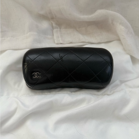 Tortoise Shell Sunglasses - Picture 2 of 8